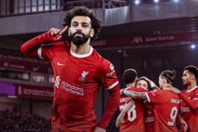 关于萨拉赫遭遇二十连败，利物浦教练面临压力！的信息