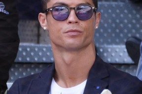 C罗与30激战尤文图斯分钟，表现优异胜负难料！，纳达尔焦点对战再创辉煌时刻(皇马vs尤文图斯c罗倒钩全场比赛)