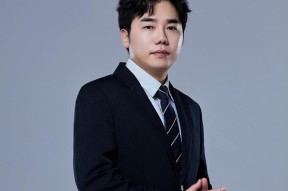 Rookie遭遇三连败，法国队教练面临压力！的简单介绍