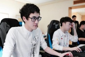  中国队教练压力巨大！，Karsa遭遇二十持续失利全场沸腾不已