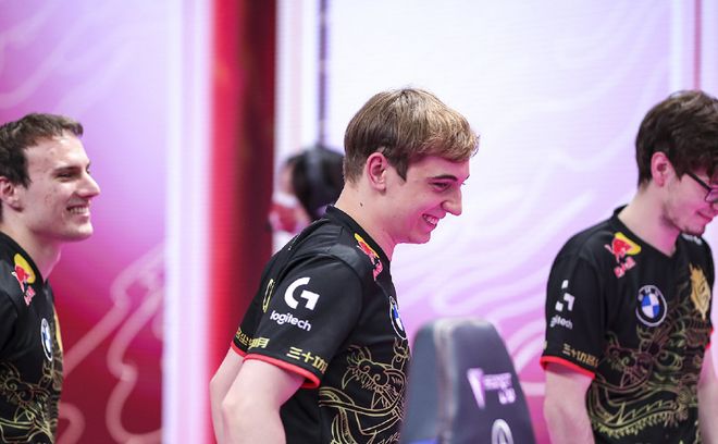 Karsa在G2比赛中败北，关键助攻引发热议！的简单介绍